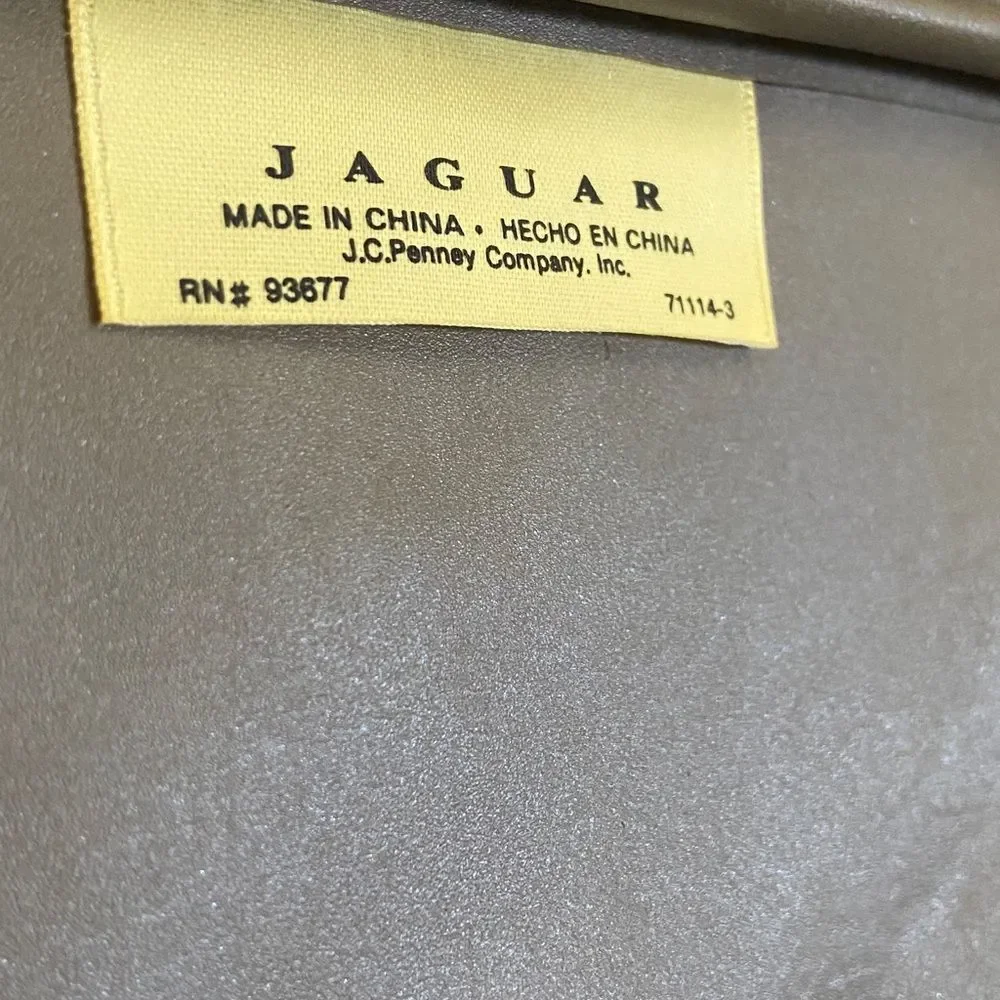 VTG,Jaguar Tapestry Elegant Brown Patterned Unisex Travel Suitcase Size Medium